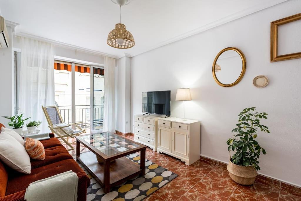 Santa Justa Urban Apartment Seville Ngoại thất bức ảnh