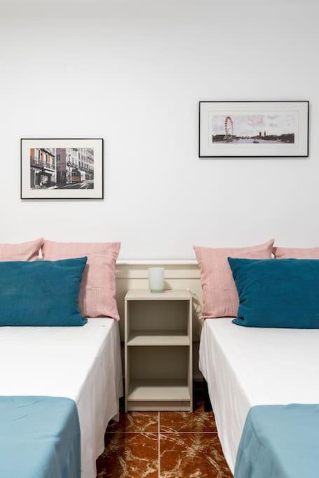 Santa Justa Urban Apartment Seville Ngoại thất bức ảnh